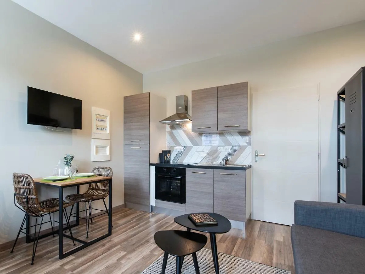Legend- Parking Prive Gratuit- Terrasse Privee- Wifi - Convert - Alimentec Bourg-en-Bresse
