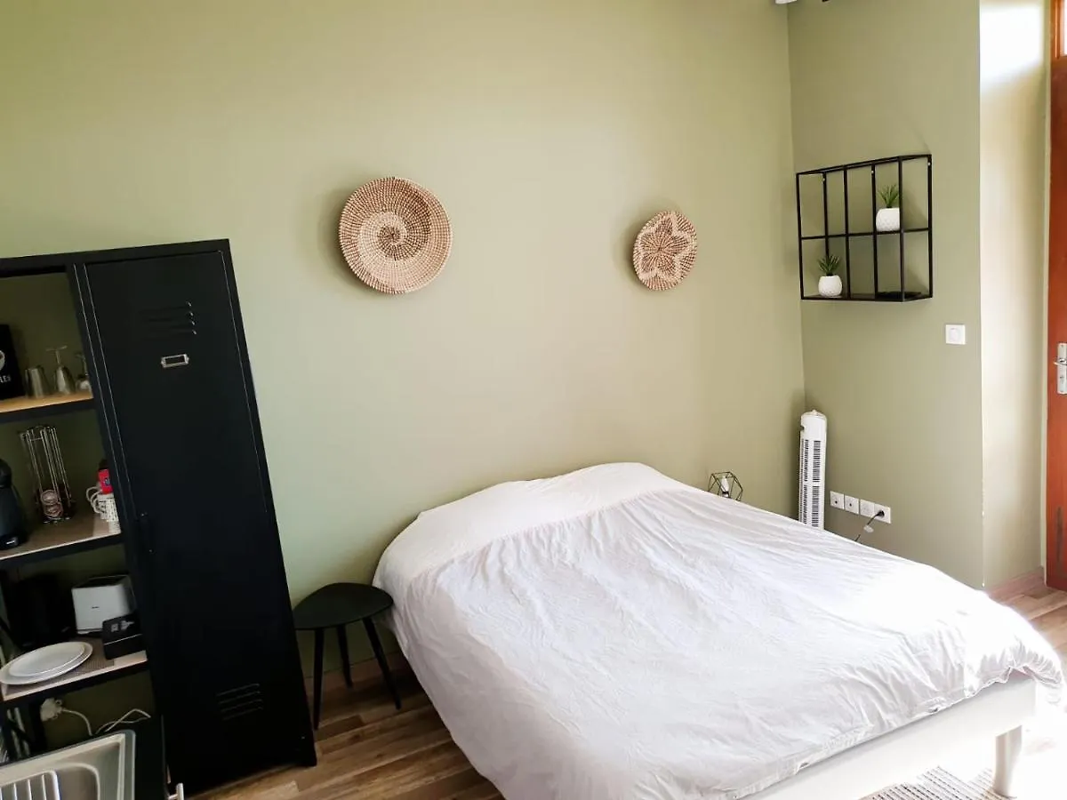 Apartment Legend- Parking Prive Gratuit- Terrasse Privee- Wifi - Convert - Alimentec Bourg-en-Bresse